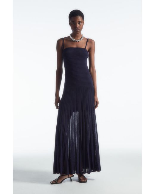 COS Blue Langes Strickkleid Mit Falten