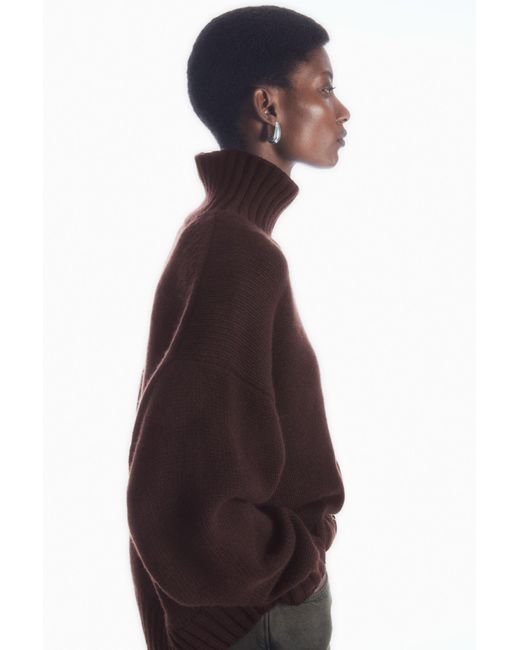 COS Chunky Pure Cashmere Turtleneck Sweater in Brown | Lyst UK
