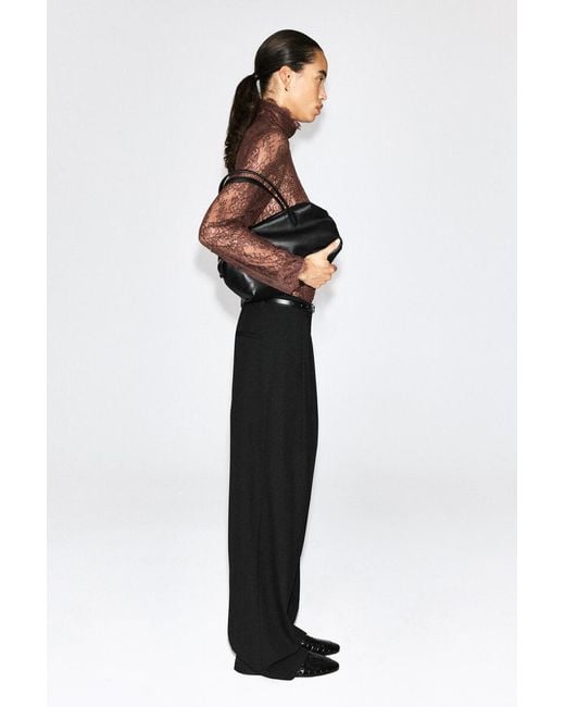 Top di COS in Brown