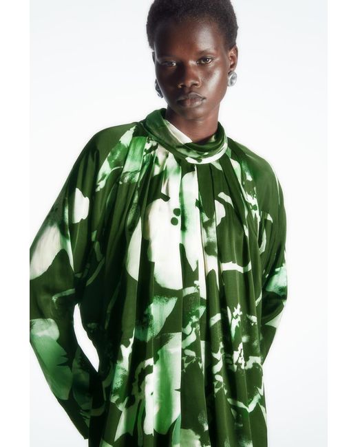 COS Green Bluse Mit Falten Und Fledermausärmeln