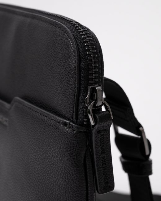 ARMANI EXCHANGE Black Slim Envelope Messenger Bag for men
