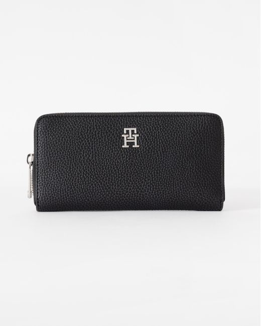 Tommy Hilfiger Black Th Emblem Large Zip Bag