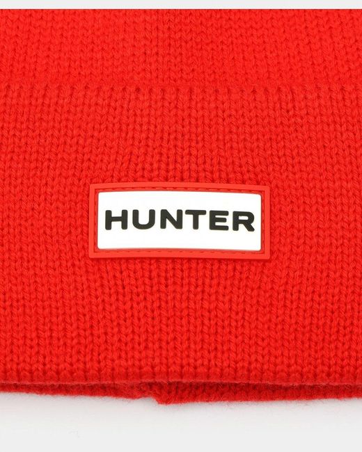 Hunter Red Play Essential Unisex Cuff Beanie