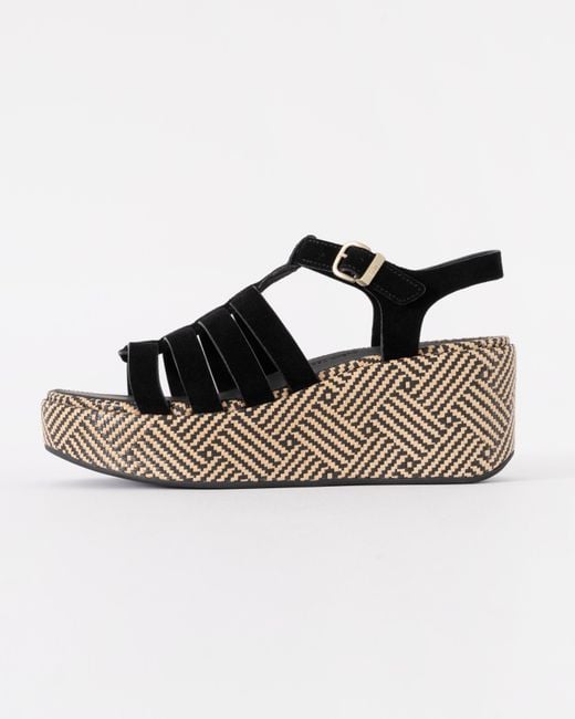 Fitflop Black Platfforms Graphic-Weave Suede Fisherman Sandals