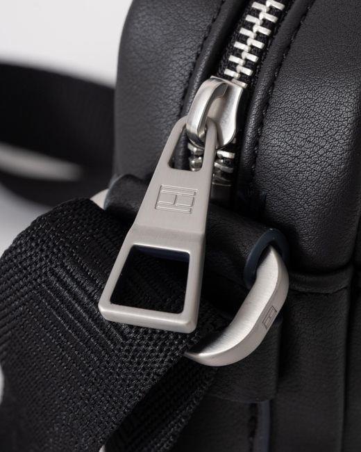 Tommy Hilfiger Black Th City Mini Reporter Beg for men
