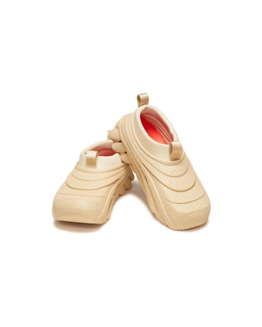 CROCSTM Black Echo Storm Sandstorm; Sesame