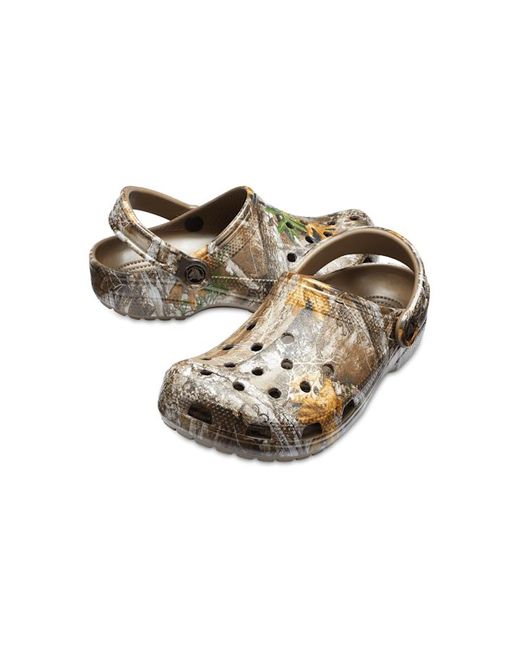 crocs men's classic realtree edge clogs