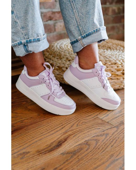 berness white sneakers