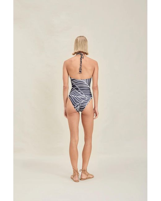 Devon Windsor Natural Amal Full Piece
