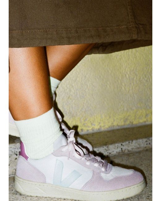 Veja Pink V-10 Leather Gravel Menthol Parme Trainers