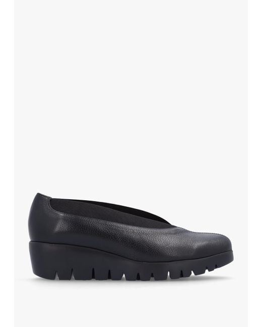 Wonders Gray Agadir Black Leather Wedge Shoes