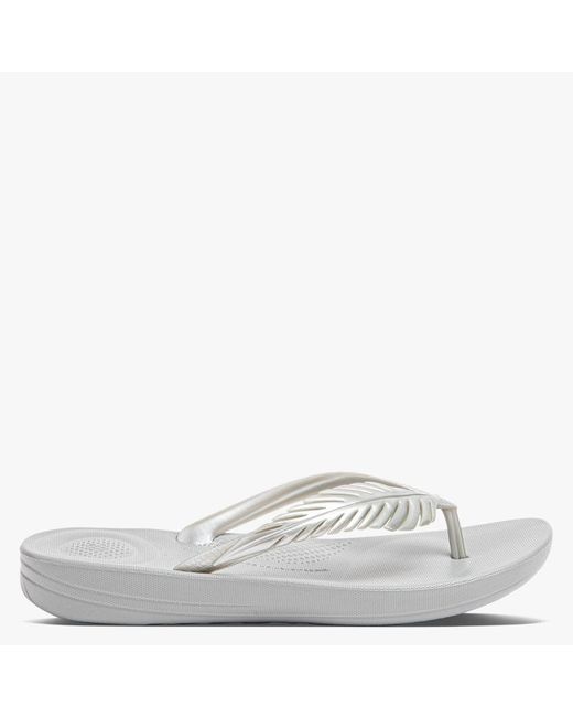 Fitflop Metallic Iqushion Feather Silver Flip Flops