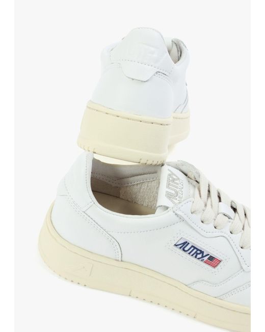 Autry Medalist Low White Leather Trainers