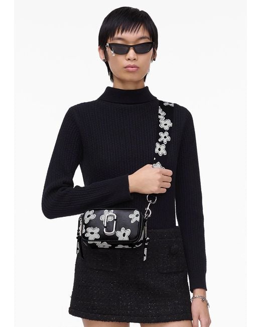 Marc Jacobs White The Daisy Snapshot Leather Camera Bag