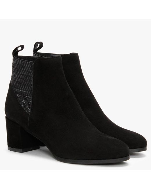 daniel suede chelsea boot