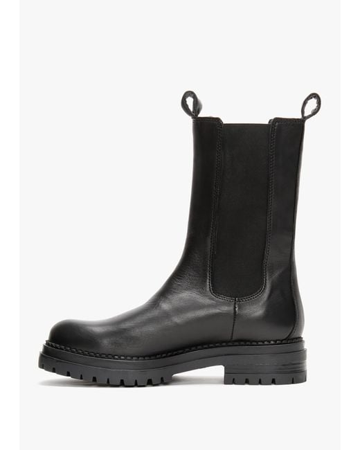 Daniel Izzie Black Leather Elongated Chelsea Boots
