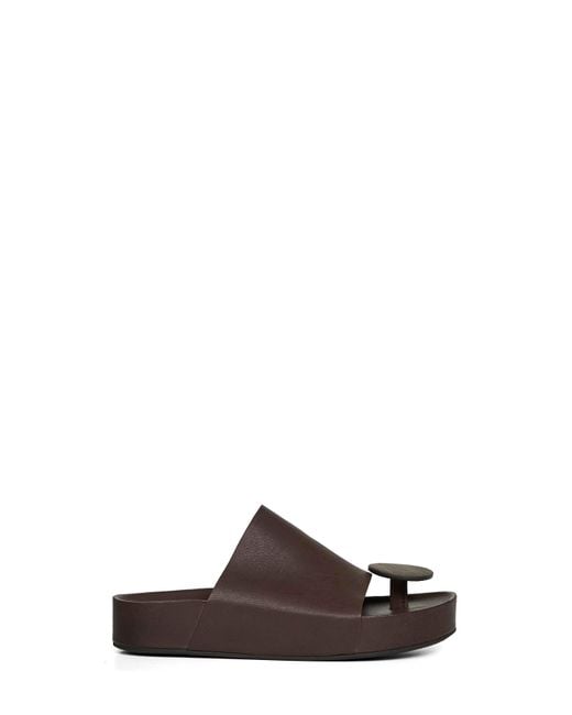 Uma Wang Brown Leather Round Thong Sandals