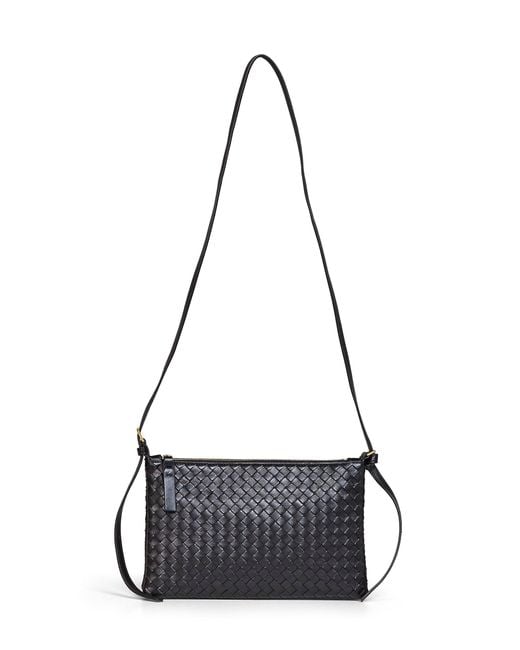 Bottega Veneta Black Intrecciato Piccolo Medium Pouch<Br