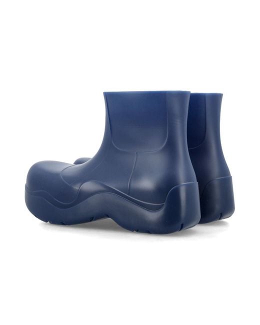 Bottega Veneta Blue Solid Round Toe Boots for men