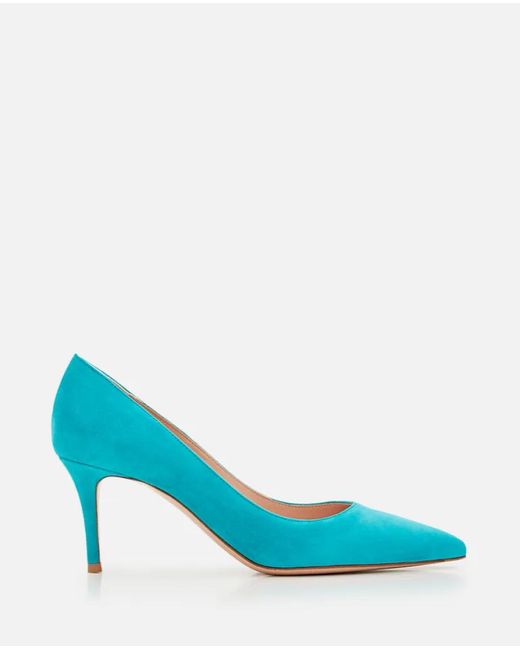 gianvito rossi pointed toe pump