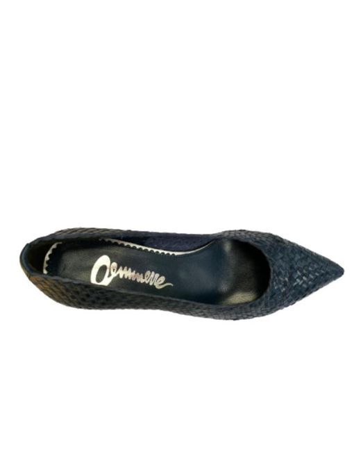 LA ROSE Blue Pointed Toe Pumps