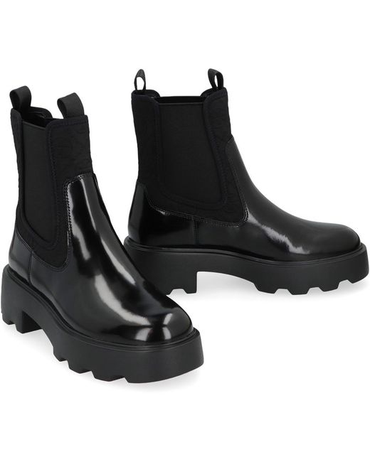 Tory Burch Black Solid Chelsea Boots