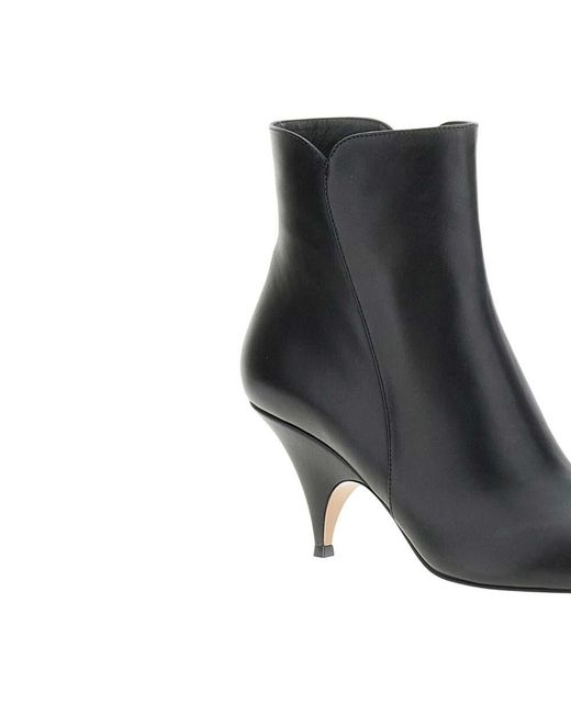 Gianvito Rossi Black Solid Pointed Toe Boots