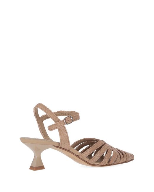 LA ROSE Brown Pointed Toe Pumps