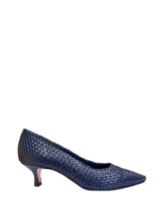 LA ROSE Blue Pointed Toe Pumps