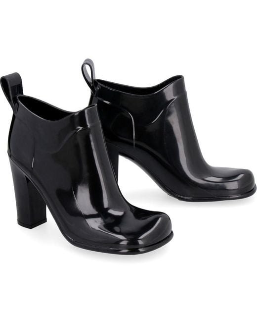 Bottega Veneta Black Solid Square Toe Boots