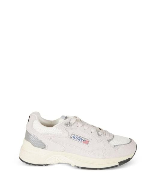 Autry White Hyperway Low Sneakers