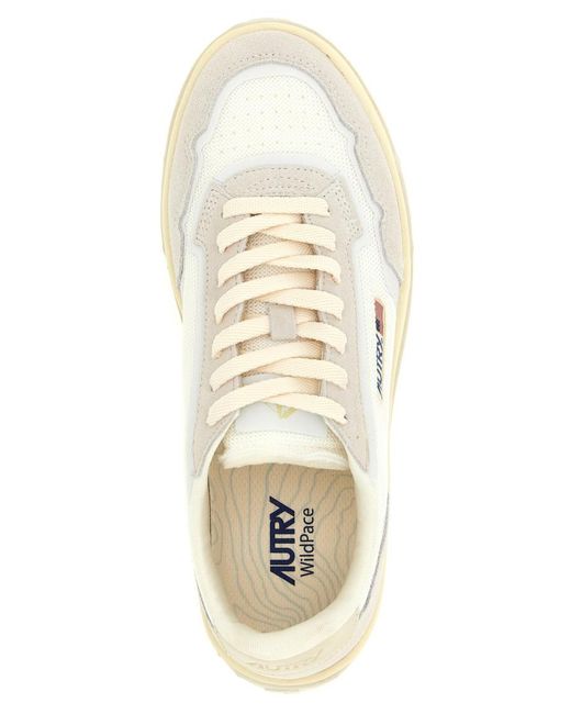 Autry Natural Solid Sneakers for men