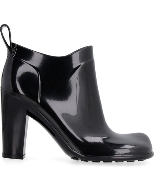 Bottega Veneta Black Solid Square Toe Boots