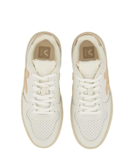 Veja White Sneaker V10