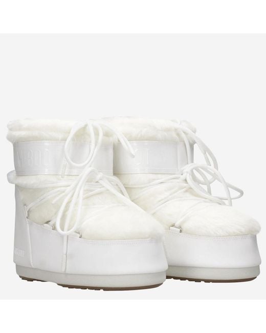 Moon Boot White Logo Boots for men