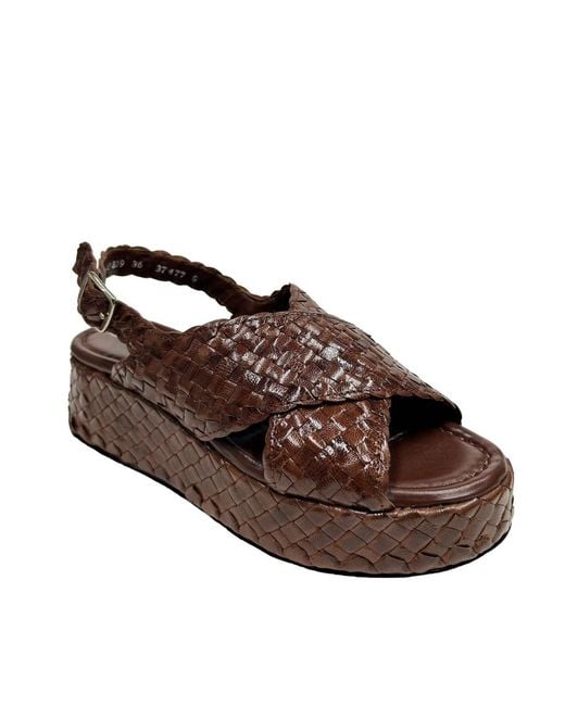 LA ROSE Brown Slingback Wedges
