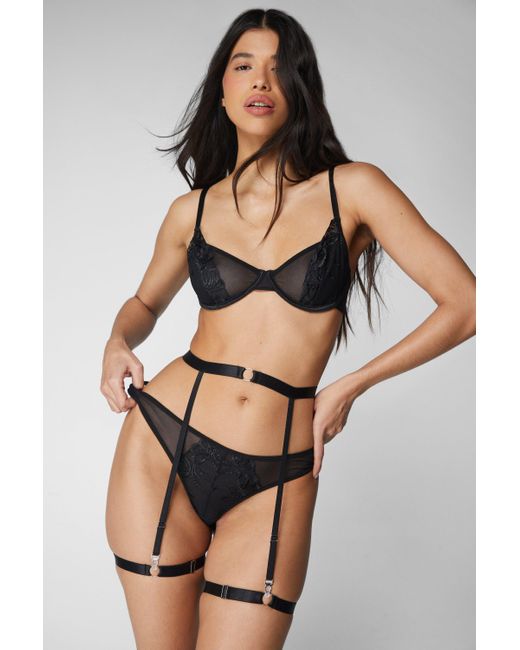 Nasty Gal Black Lace Overlay O Ring Underwire 3pc Lingerie Set
