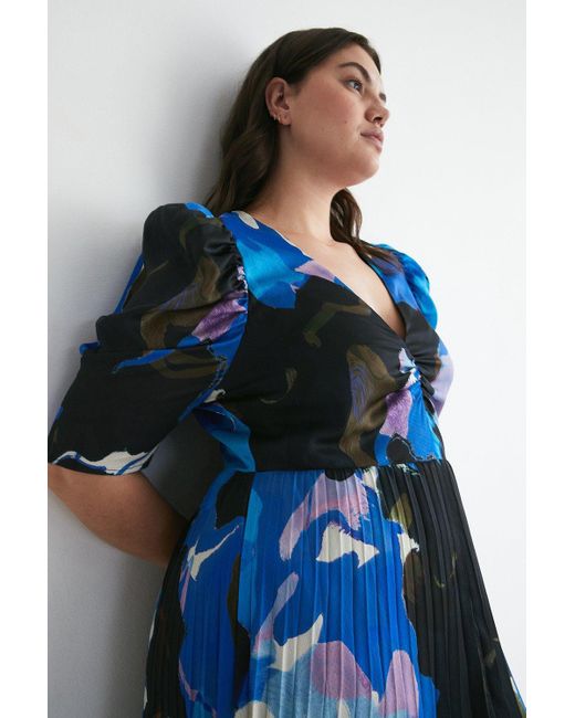 Warehouse Blue Plus Size Abstract V Neck Pleated Maxi Dress