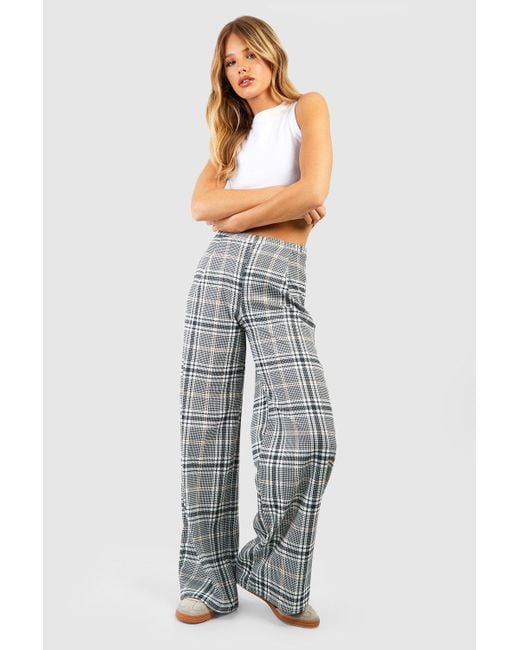 Check hot sale trousers boohoo