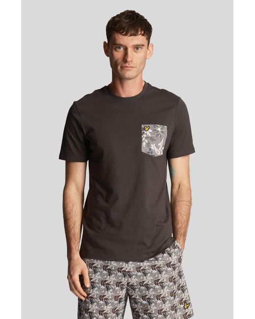 Lyle & Scott Black Floral Print Pocket T-shirt Grey for men