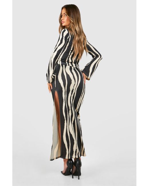 Boohoo Black Textured Zebra Print Maxi Skirt