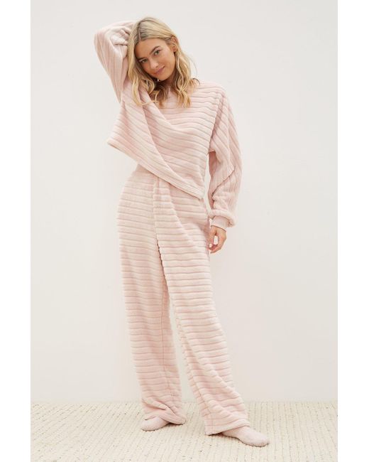 Dorothy Perkins Pink Fluffy Ribbed Pyjama Set