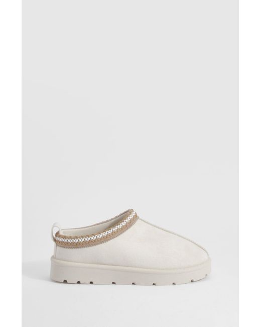 Boohoo White Embroidered Cosy Mules