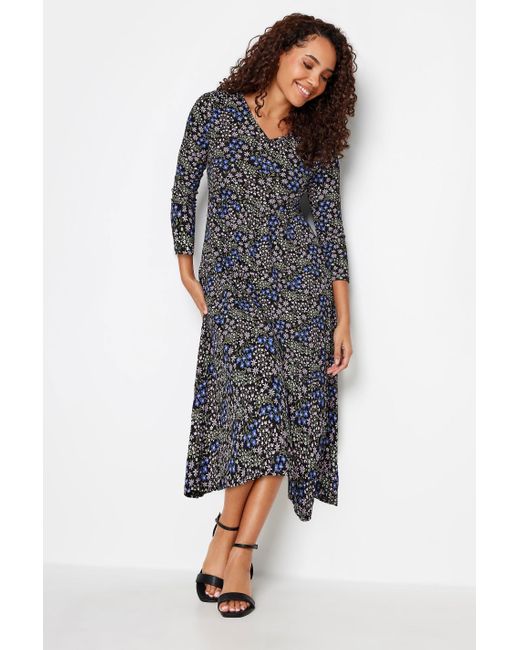 M CO. Petite Ditsy Floral Midi Dress in Grey Lyst UK