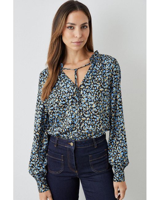 PRINCIPLES Blue Spot Button Detail Top