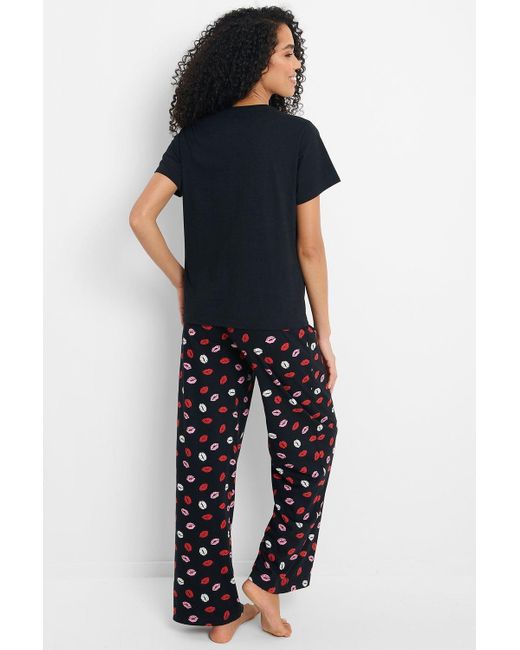Threadbare Black 'hugs & Kisses' Pyjama Set