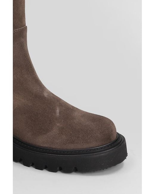 Via Roma 15 Low Heels Boots In Brown Suede