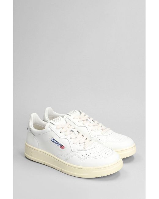Sneakers Medalist Low in Pelle Bianca di Autry in White da Uomo