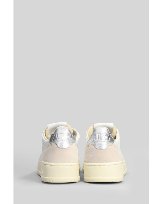 Autry White Medalist Low Sneakers