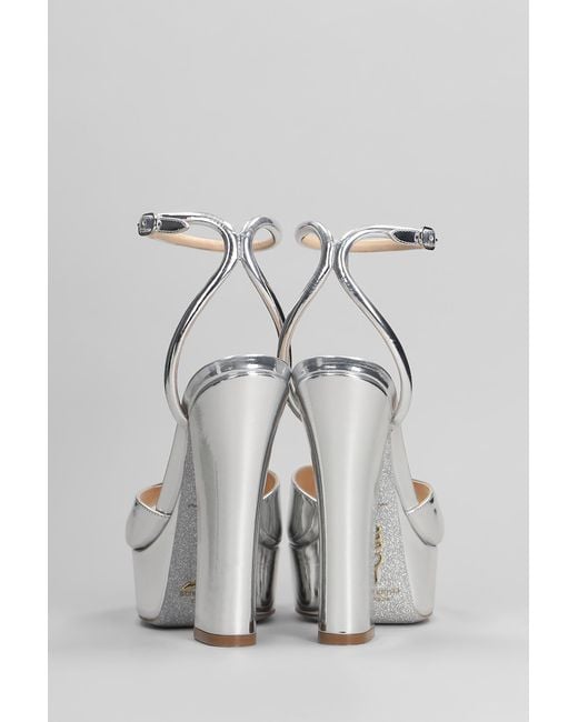 Sandali Helsa in Vernice Argento di Rene Caovilla in Gray
